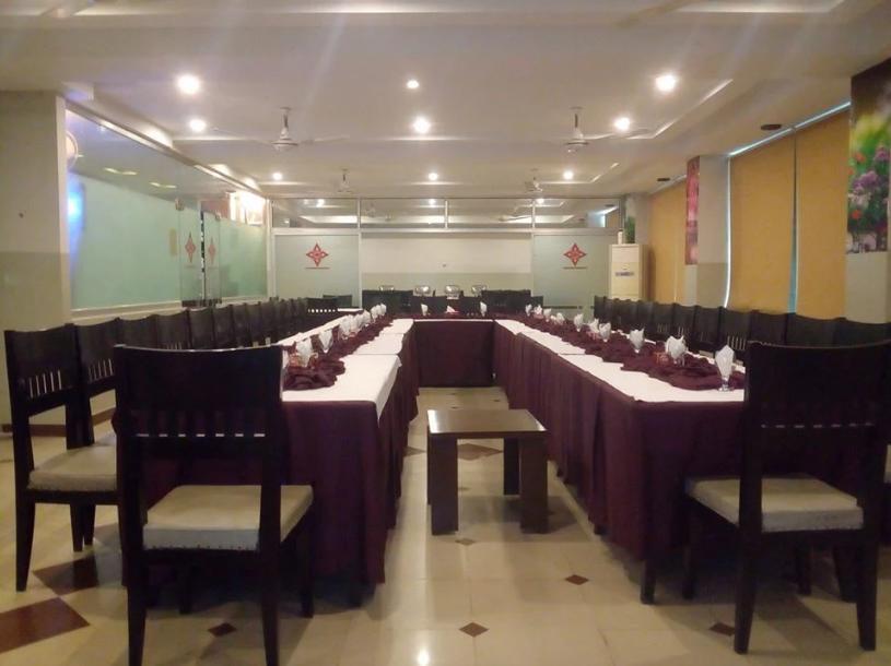 Hotel Multan Continental Exterior foto